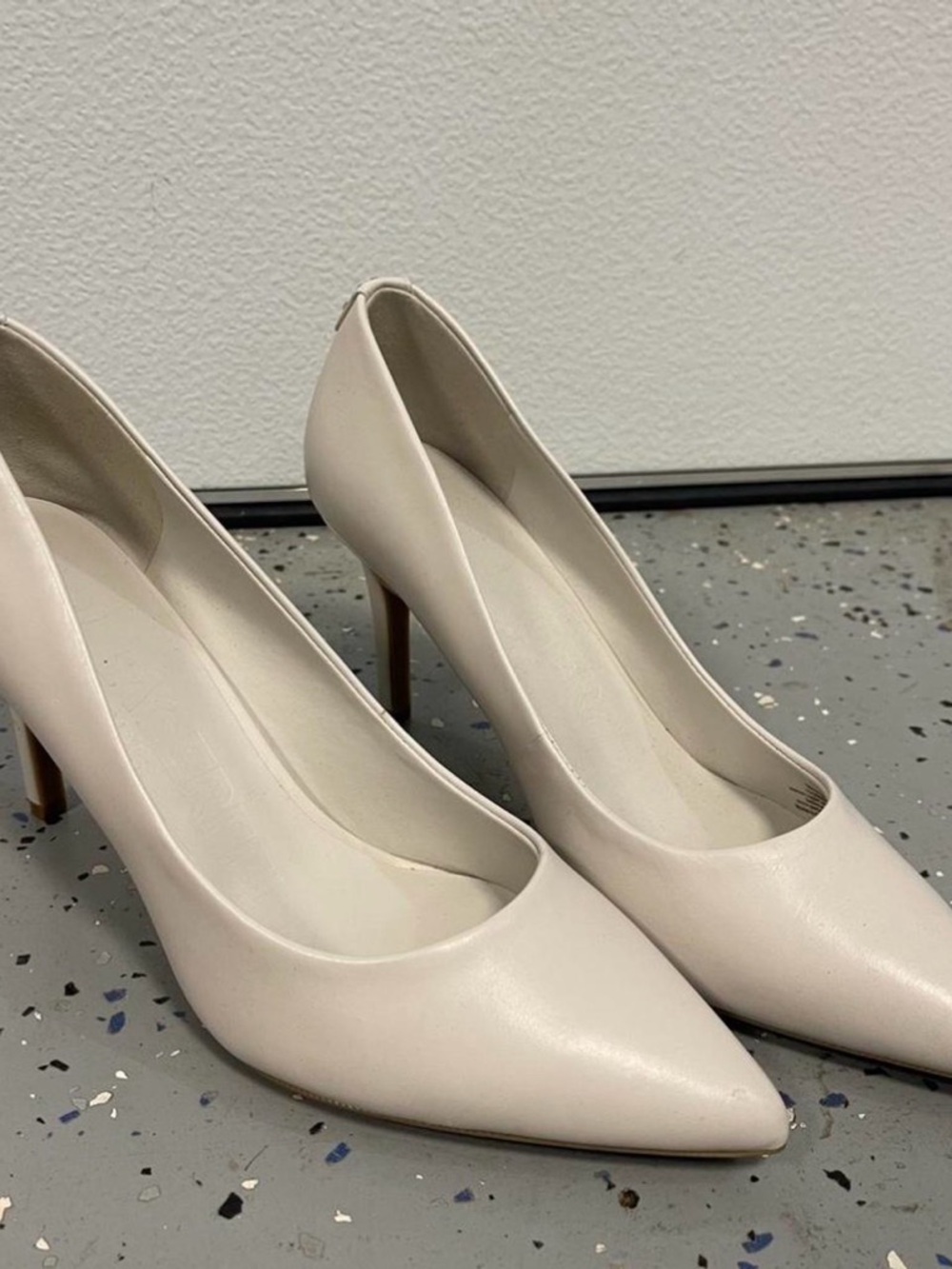 Karl Lagerfeld Ivory Pointed Toe High Heel Pumps